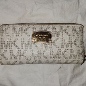 Michael Kors Jet Set Travel Continental Wallet In Vanilla